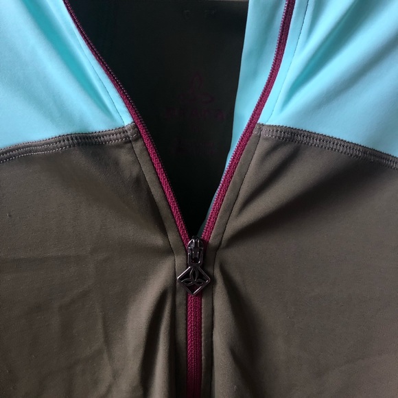 Prana Swim Shirt Size Medium EUC Purple and Green - Picture 3 of 5